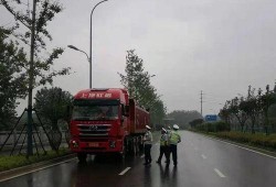 工程运输车爆料视频真实,揭秘运输过程中的风险与挑战